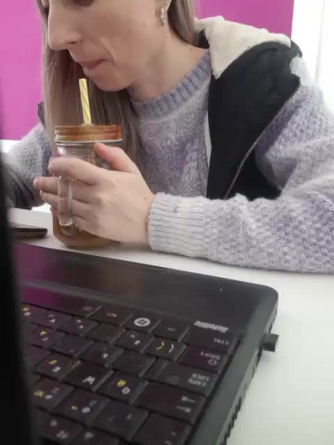 Xo4y-Tpax Cam Show Recorded 2025-03-23