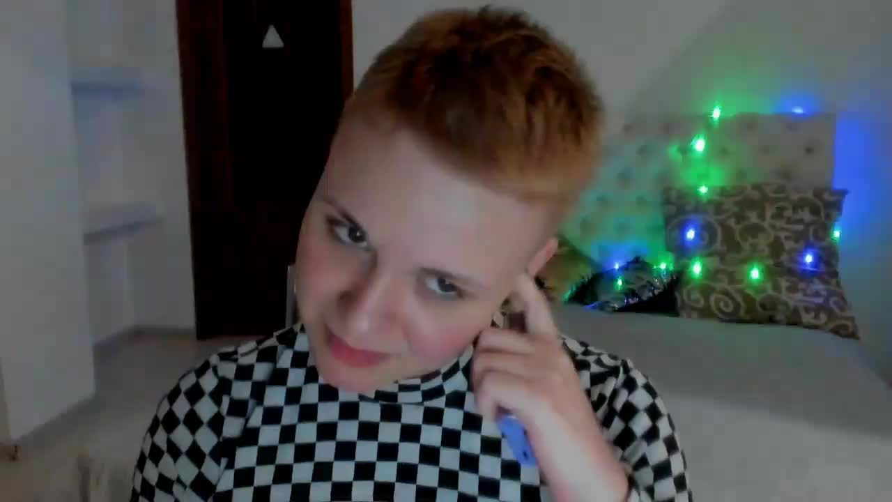 Alice_Glosss Cam Show Recorded 2025-03-24