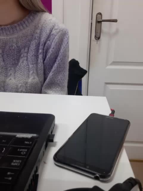 Xo4y-Tpax Cam Show Recorded 2025-03-24