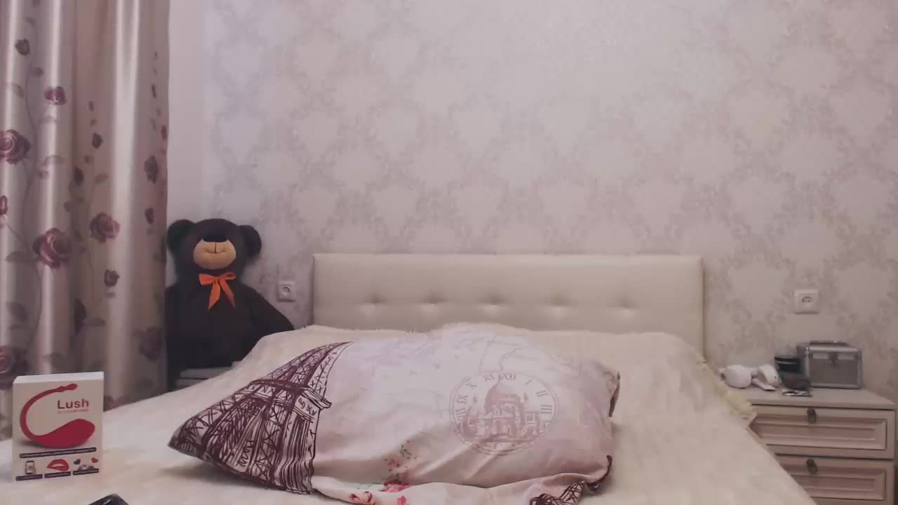 YourBarbiee Cam Show Recorded 2025-03-25