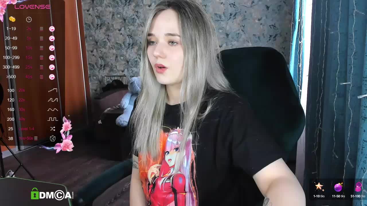 Your_small_bunny Cam Show Recorded 2025-03-25