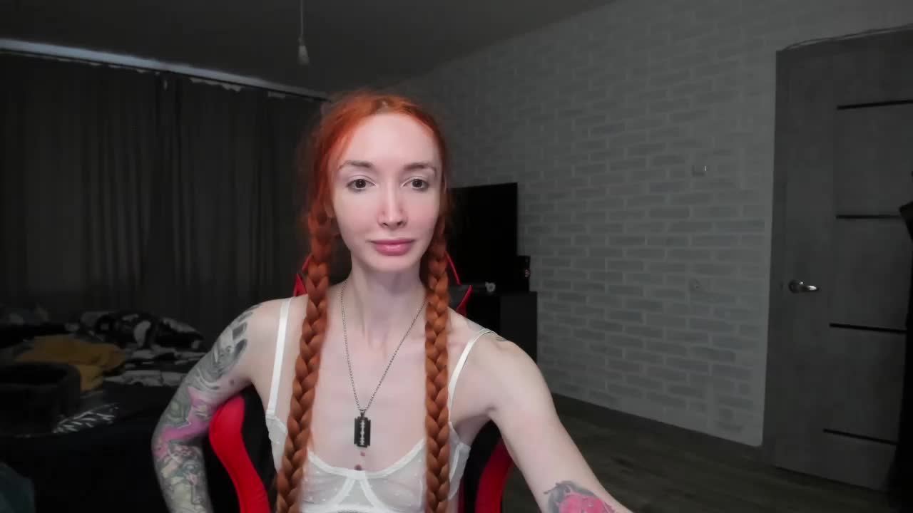 Roxy-Sun Cam Show Recorded 2025-03-25