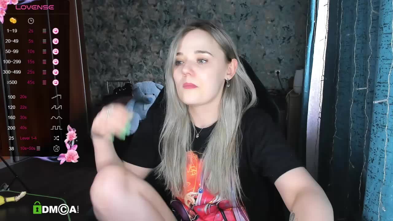 Your_small_bunny Cam Show Recorded 2025-03-25