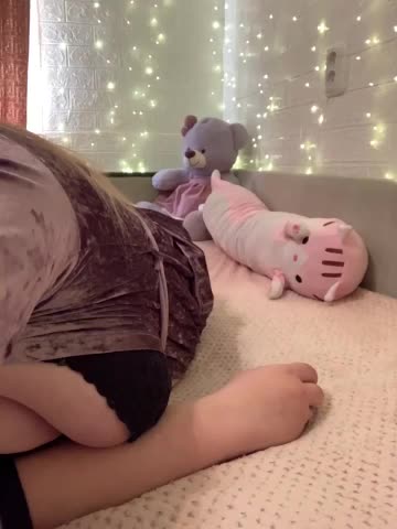 7KLYBNIKA7 Cam Show Recorded 2025-03-26