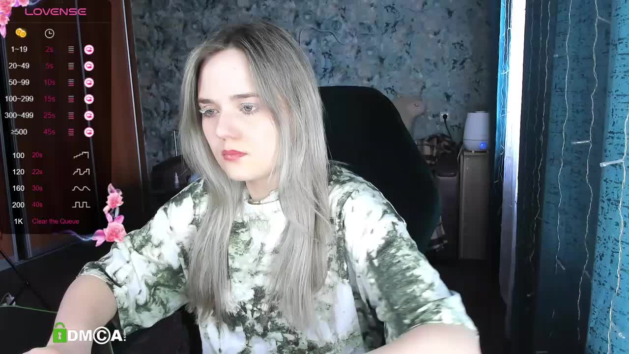 Your_small_bunny Cam Show Recorded 2025-03-26