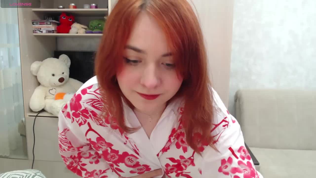 Kiss_Me_Alice Cam Show Recorded 2025-03-26