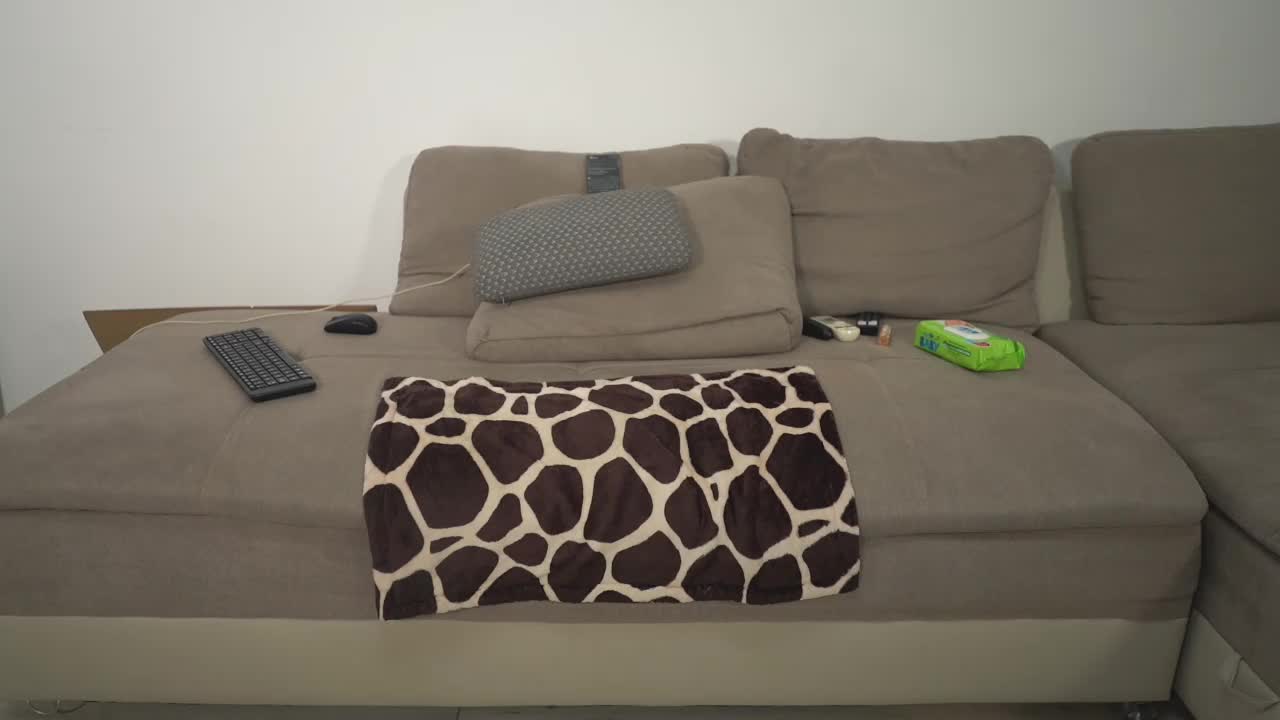 Annemanifique Cam Show Recorded 2025-03-28