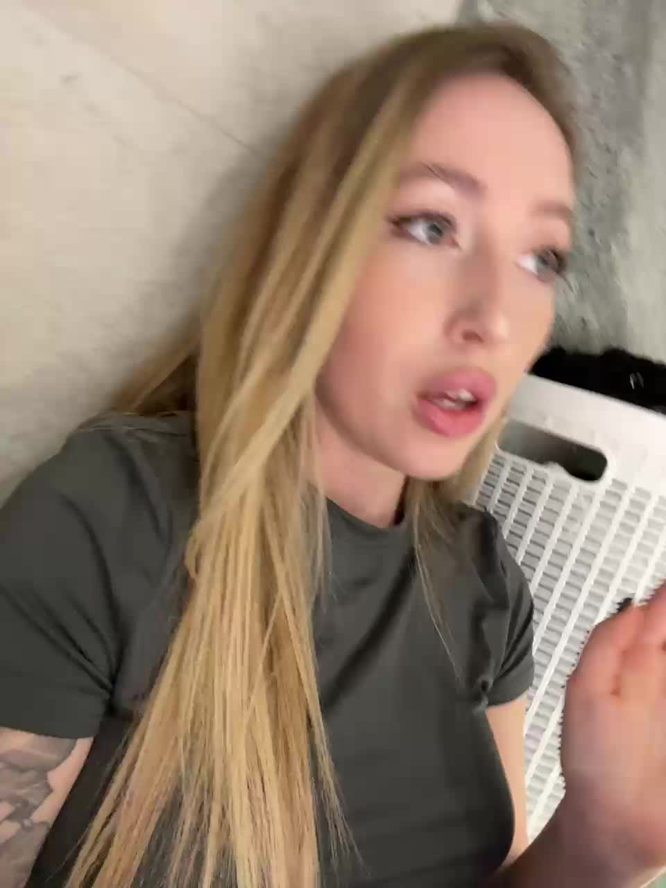 Di-Fm Cam Show Recorded 2025-03-28