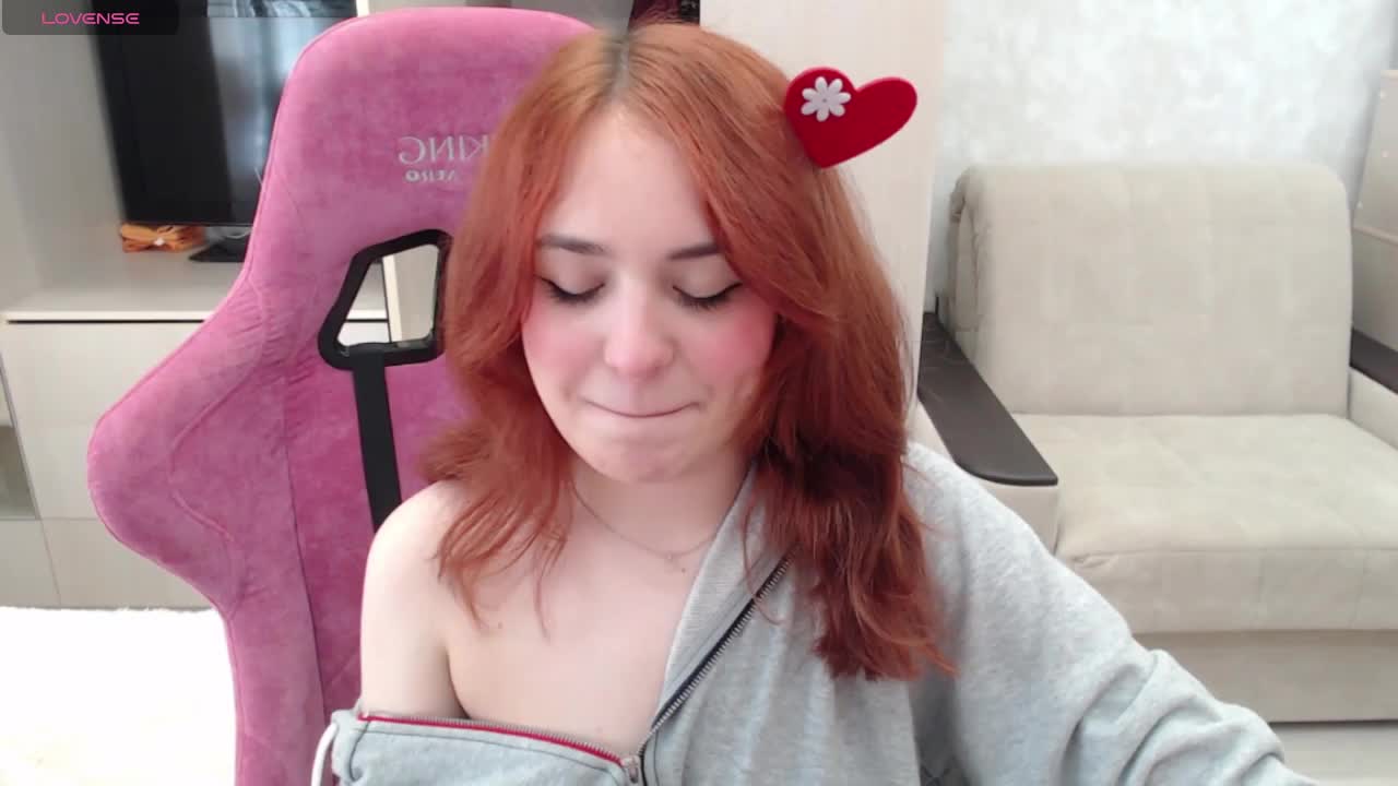 Kiss_Me_Alice Cam Show Recorded 2025-03-28