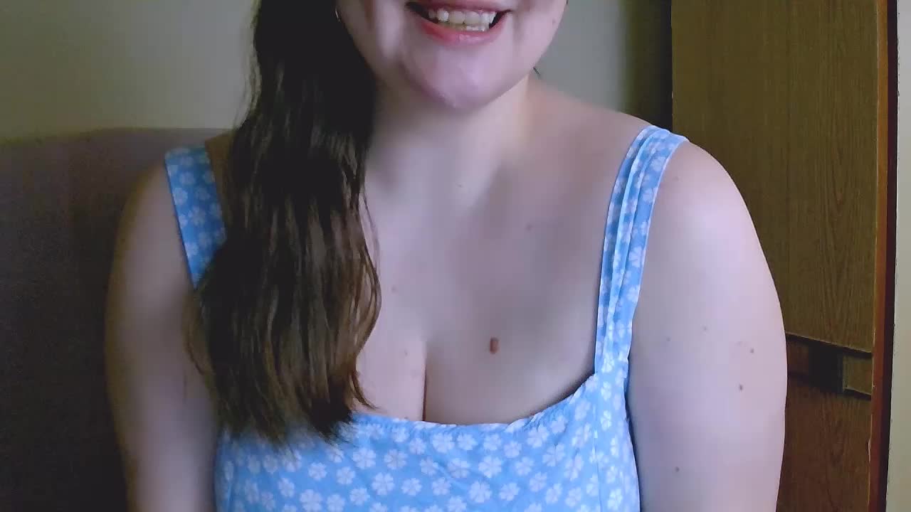 ChubbyMaia Cam Show Recorded 2025-03-28