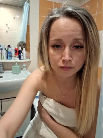 B_l_o_n_d_i_n_k_a Cam Show Recorded 2025-03-29