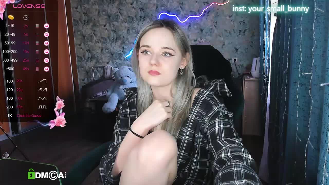 Your_small_bunny Cam Show Recorded 2025-03-29