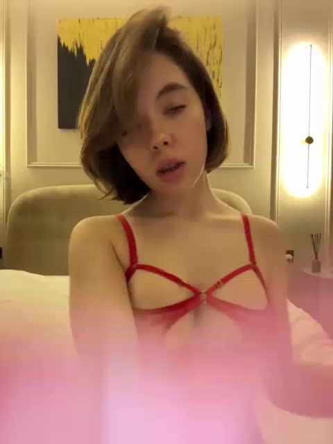 -Alessandra Cam Show Recorded 2025-03-31