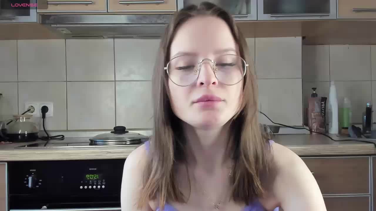 Wicked-twims Cam Show Recorded 2025-03-31