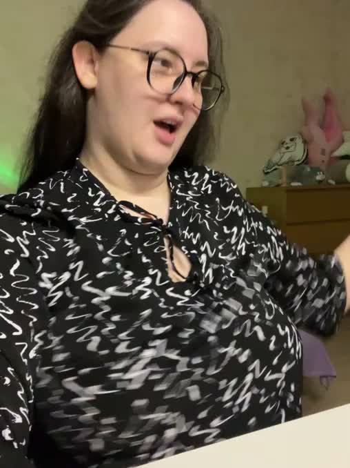 Hungry1bunny Cam Show Recorded 2025-04-01