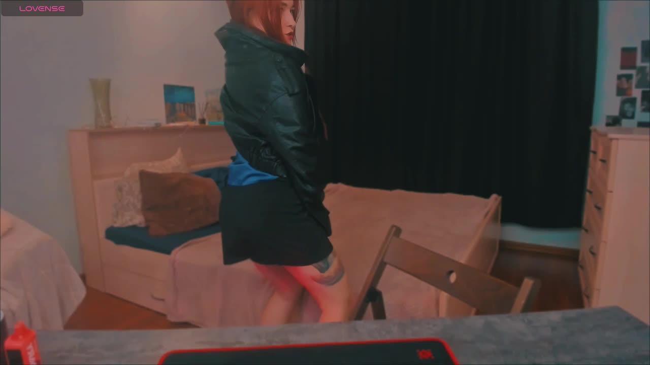 Foxyyysara Cam Show Recorded 2025-04-01