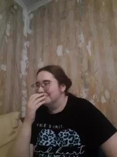Linavia Cam Show Recorded 2025-04-01
