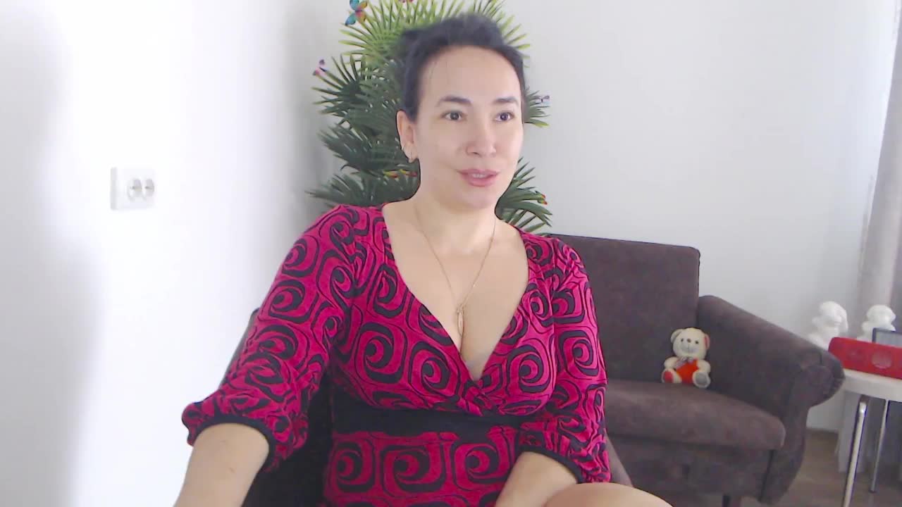 LesoleiLika Cam Show Recorded 2025-04-02