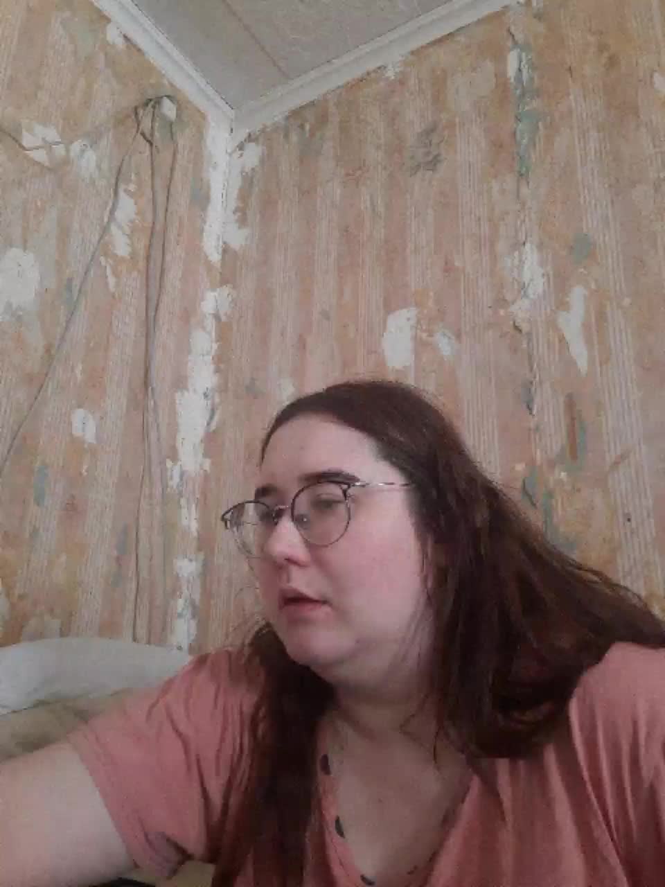 Linavia Cam Show Recorded 2025-04-02