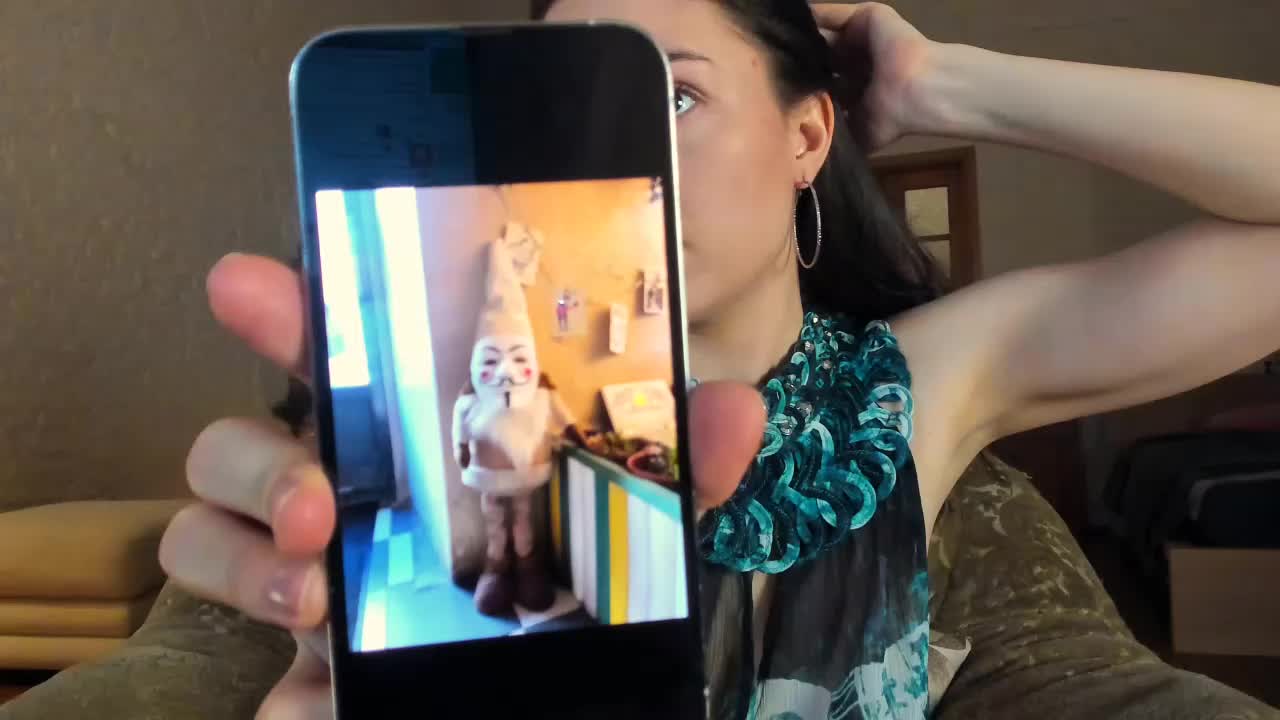Michi_souffl Cam Show Recorded 2025-04-04