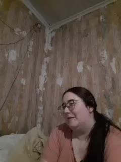 Linavia Cam Show Recorded 2025-04-04