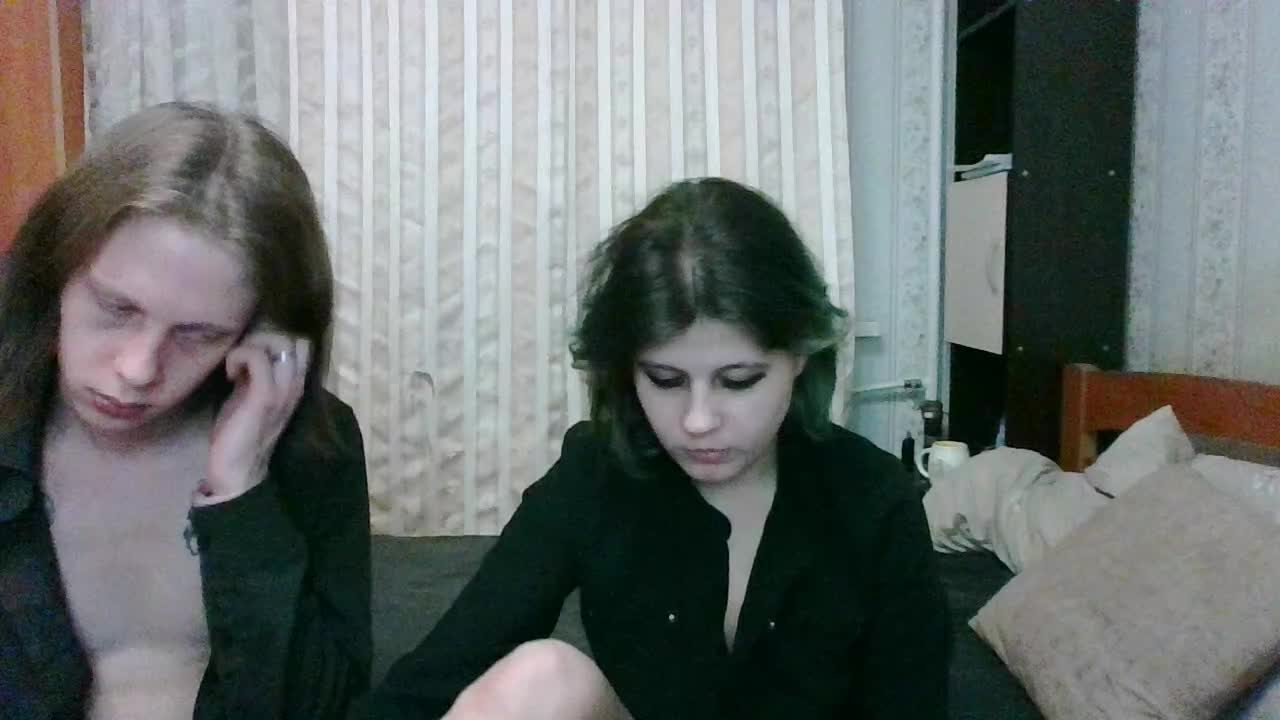 Crystal-Porn-Love Cam Show Recorded 2025-04-04