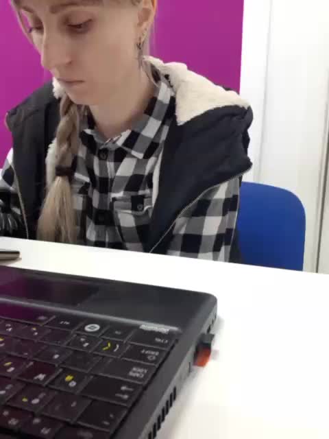 Xo4y-Tpax Cam Show Recorded 2025-04-04