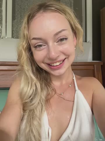 Melissa_grr Cam Show Recorded 2025-04-05