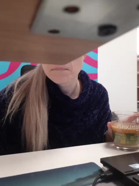 Xo4y-Tpax Cam Show Recorded 2025-04-05