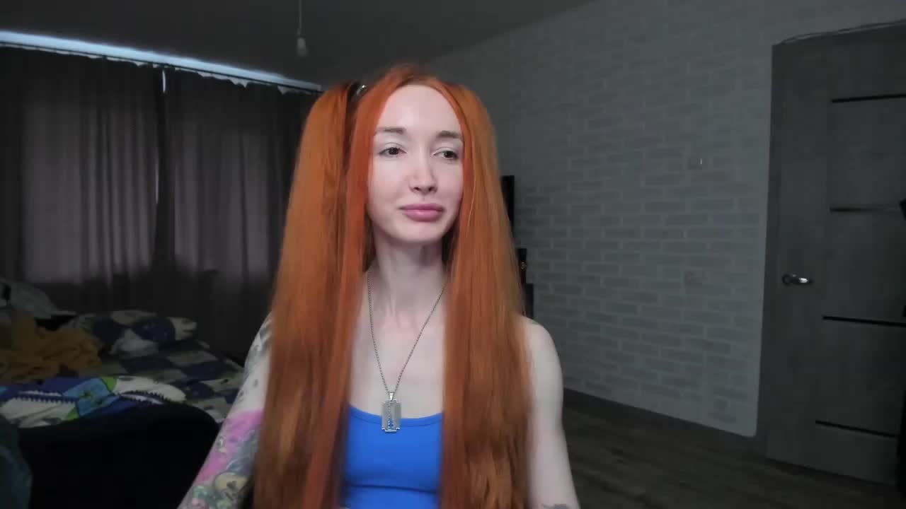 Roxy-Sun Cam Show Recorded 2025-04-05