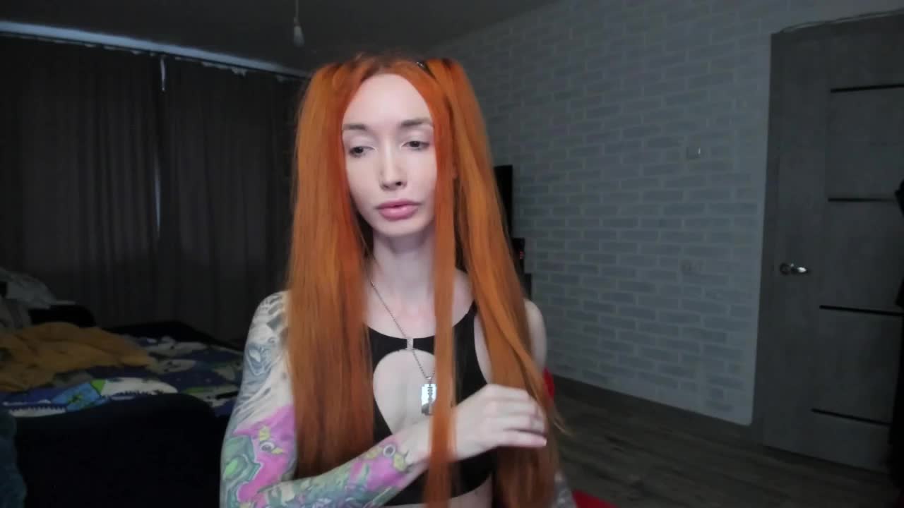 Roxy-Sun Cam Show Recorded 2025-04-06