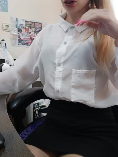 EmmiHot Cam Show Recorded 2025-04-07