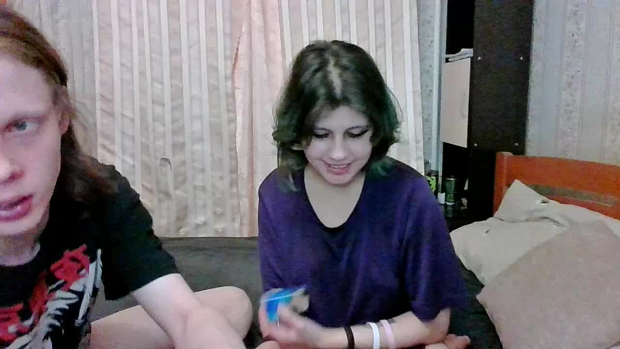 Crystal-Porn-Love Cam Show Recorded 2025-04-07