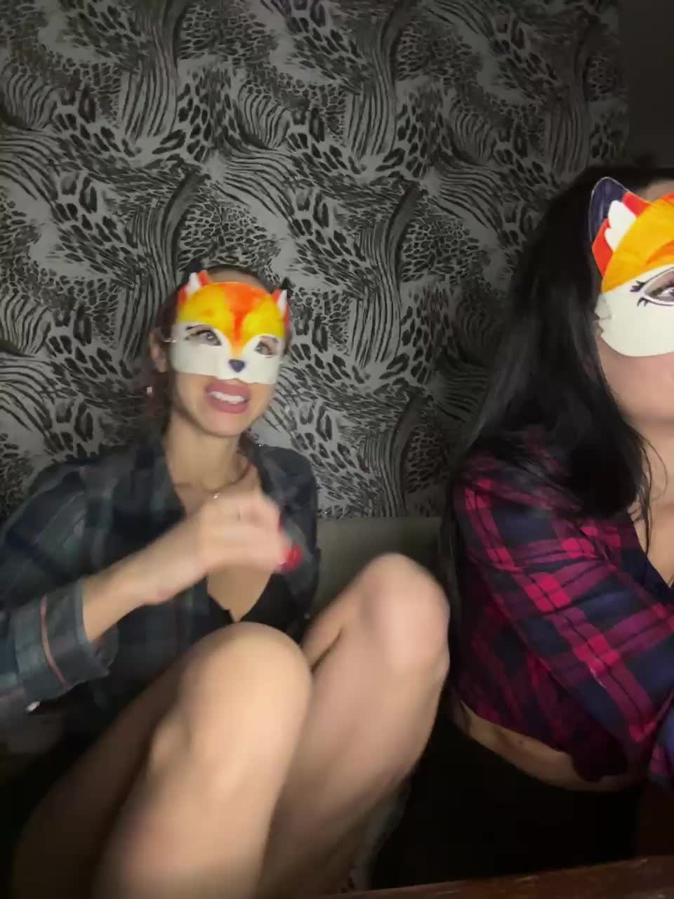 BadGerls2 Cam Show Recorded 2025-04-07