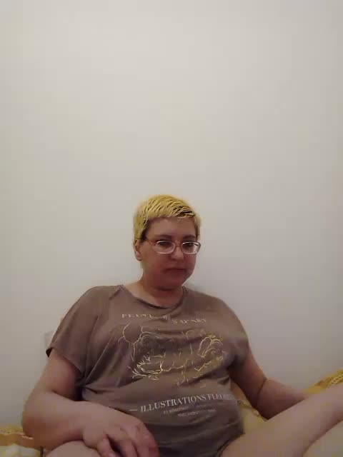 LeonaSplash Cam Show Recorded 2025-04-07