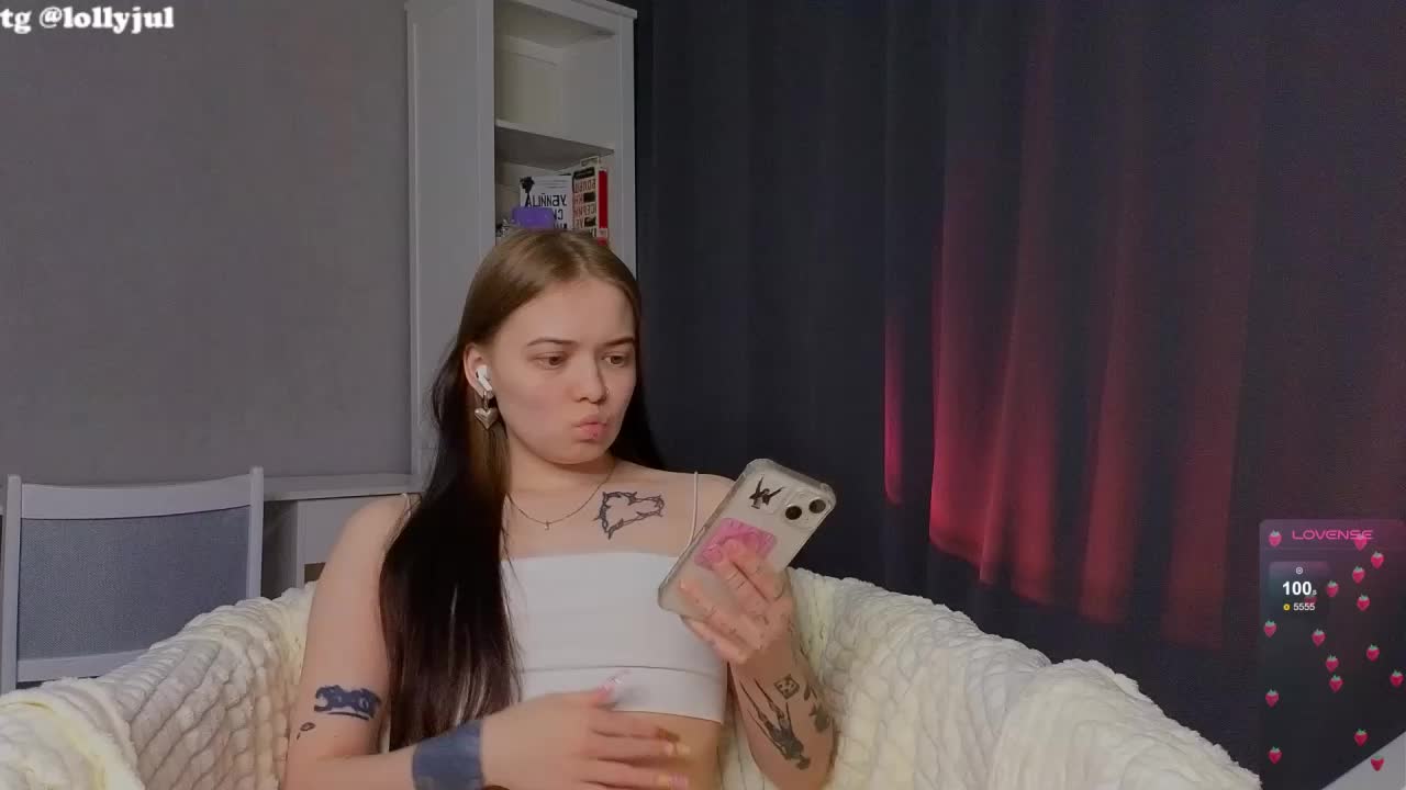 Doll_lol_ Cam Show Recorded 2025-04-07