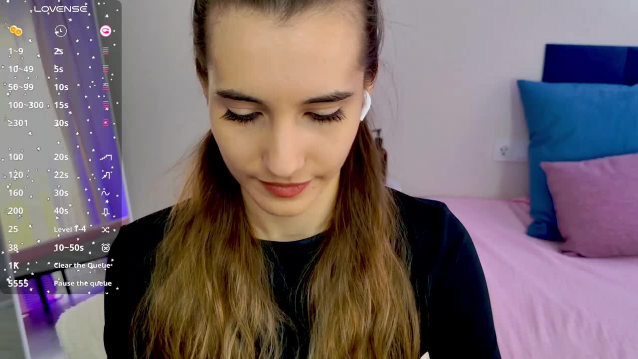 Alice_Weiss Cam Show Recorded 2025-04-07
