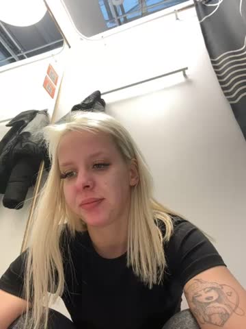 LikaCat Cam Show Recorded 2025-04-07
