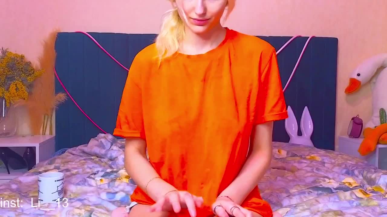 Angelina_1 Cam Show Recorded 2025-04-07
