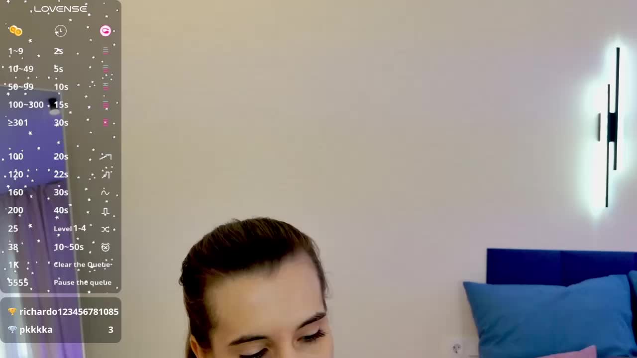 Alice_Weiss Cam Show Recorded 2025-04-07