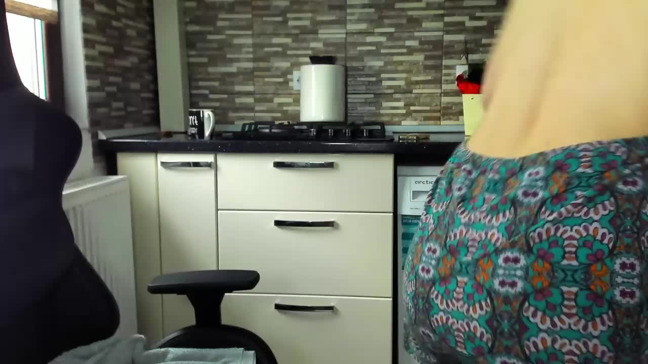 Nickyplus Cam Show Recorded 2025-04-07