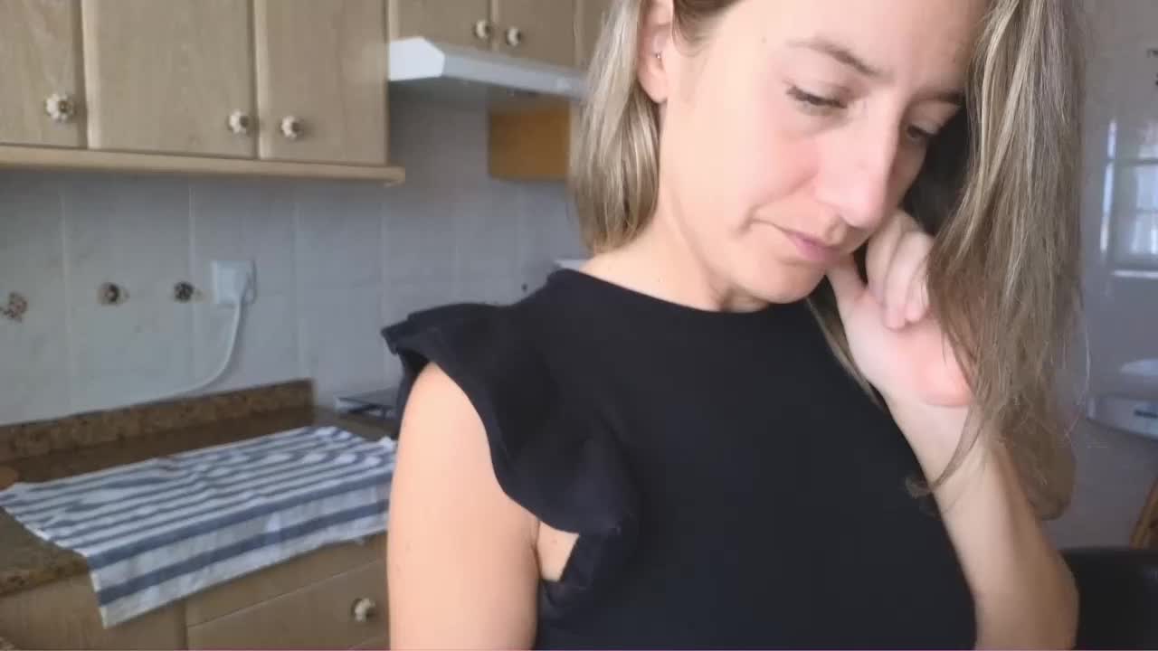 Lunary_mix Cam Show Recorded 2025-04-07