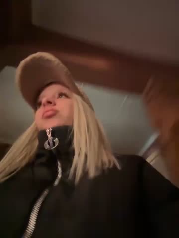 LikaCat Cam Show Recorded 2025-04-08