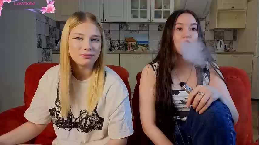 Too_cute_blonde_girl Cam Show Recorded 2025-04-08