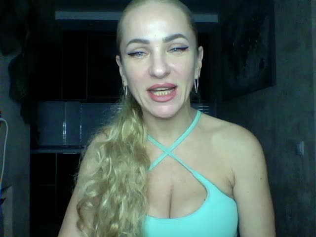 Marianna19777 Cam Show Recorded 2025-04-09