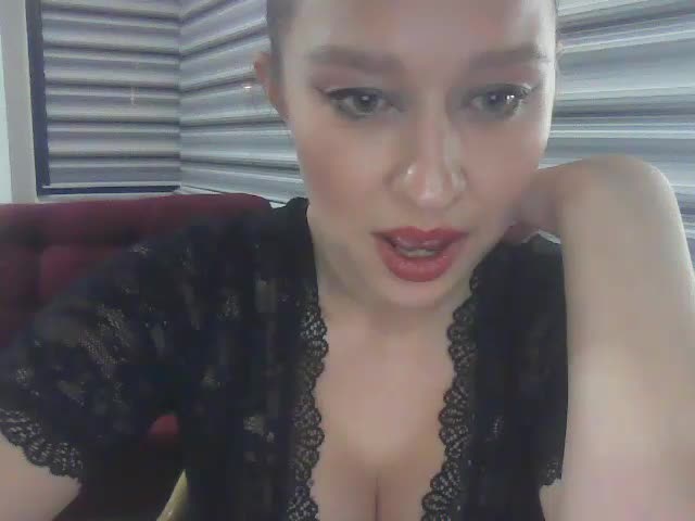 Emiliya-325 Cam Show Recorded 2025-04-09