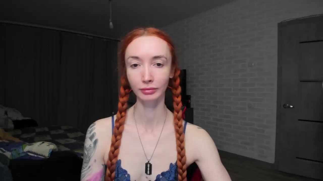Roxy-Sun Cam Show Recorded 2025-04-09
