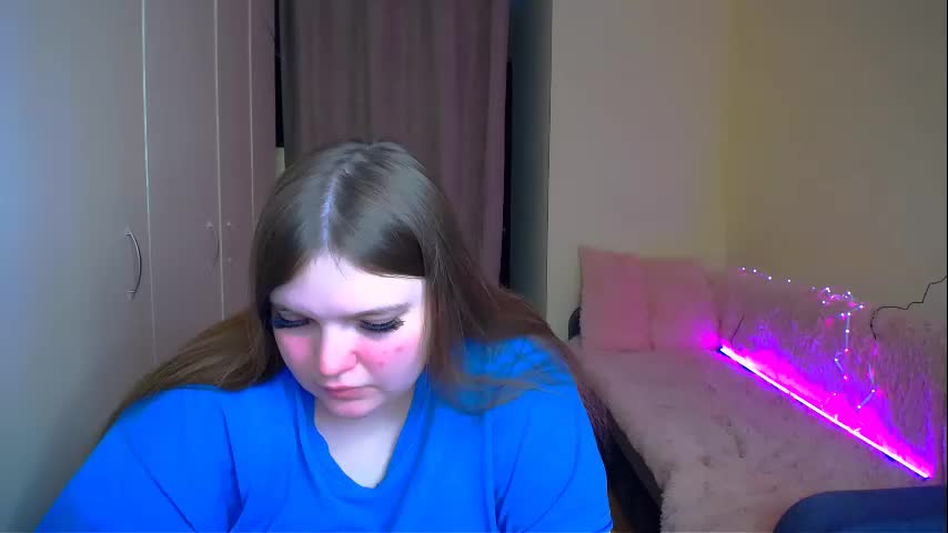 Emma_dorn Cam Show Recorded 2025-04-09
