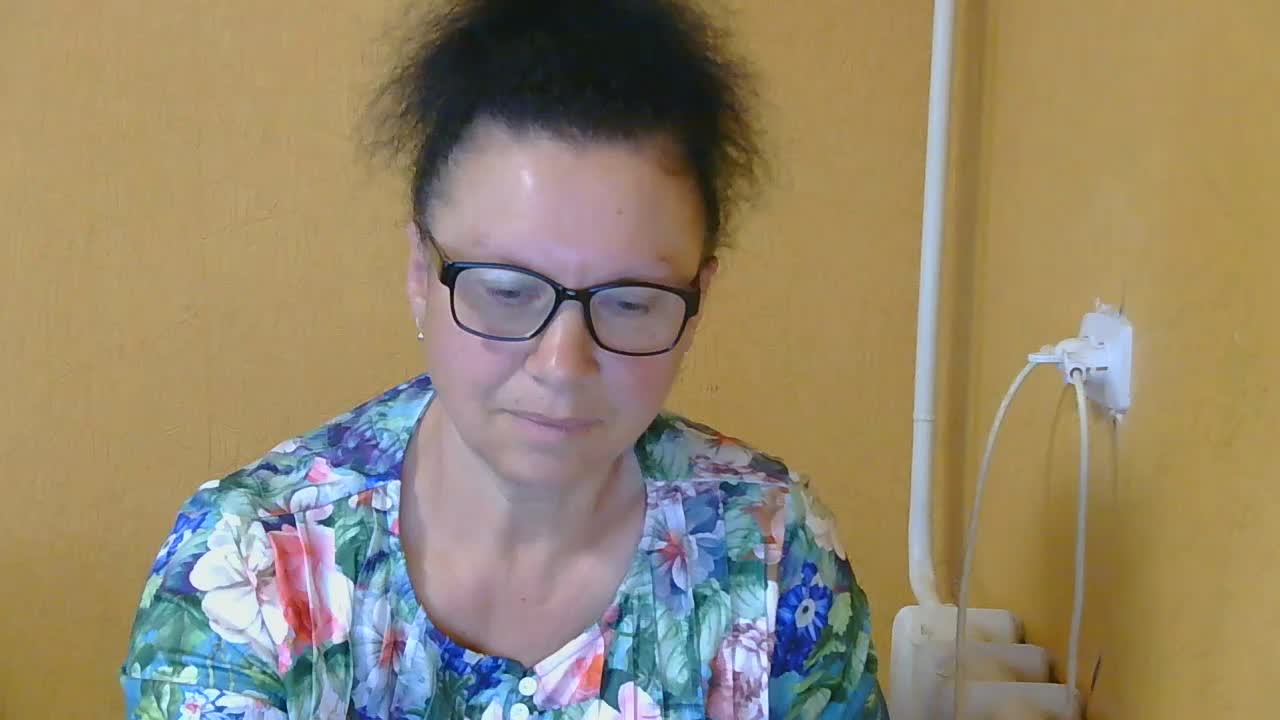 Liddia Cam Show Recorded 2025-04-09