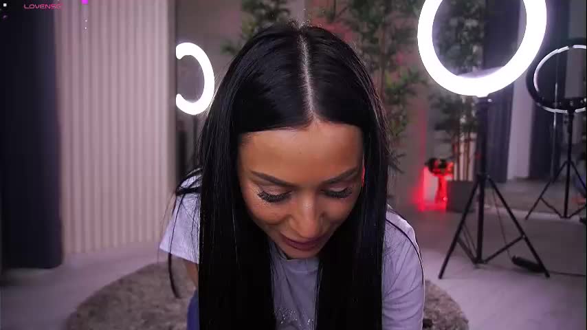 Abbela_white Cam Show Recorded 2025-04-09